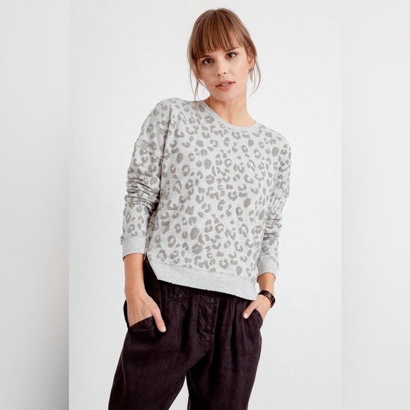RAILS Leopard Animal Print Sweater Pullover Sweatshirt Marlo Flocked Grey Modal - Picture 3 of 13